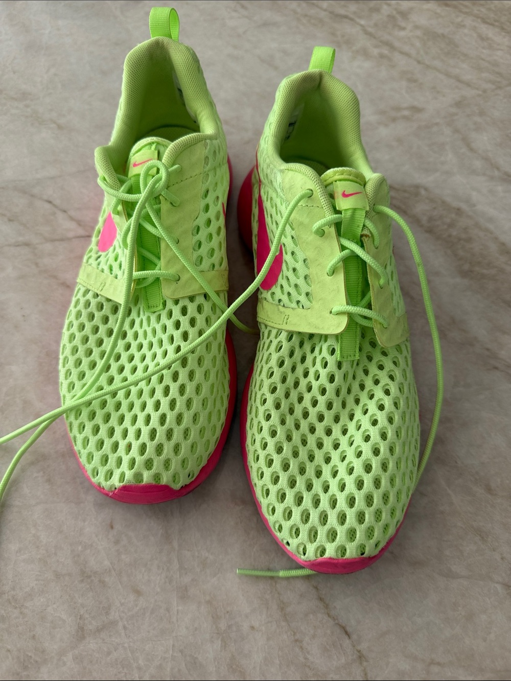 Nike Kids Neon Green Mesh Sneakers with Pink Swoosh